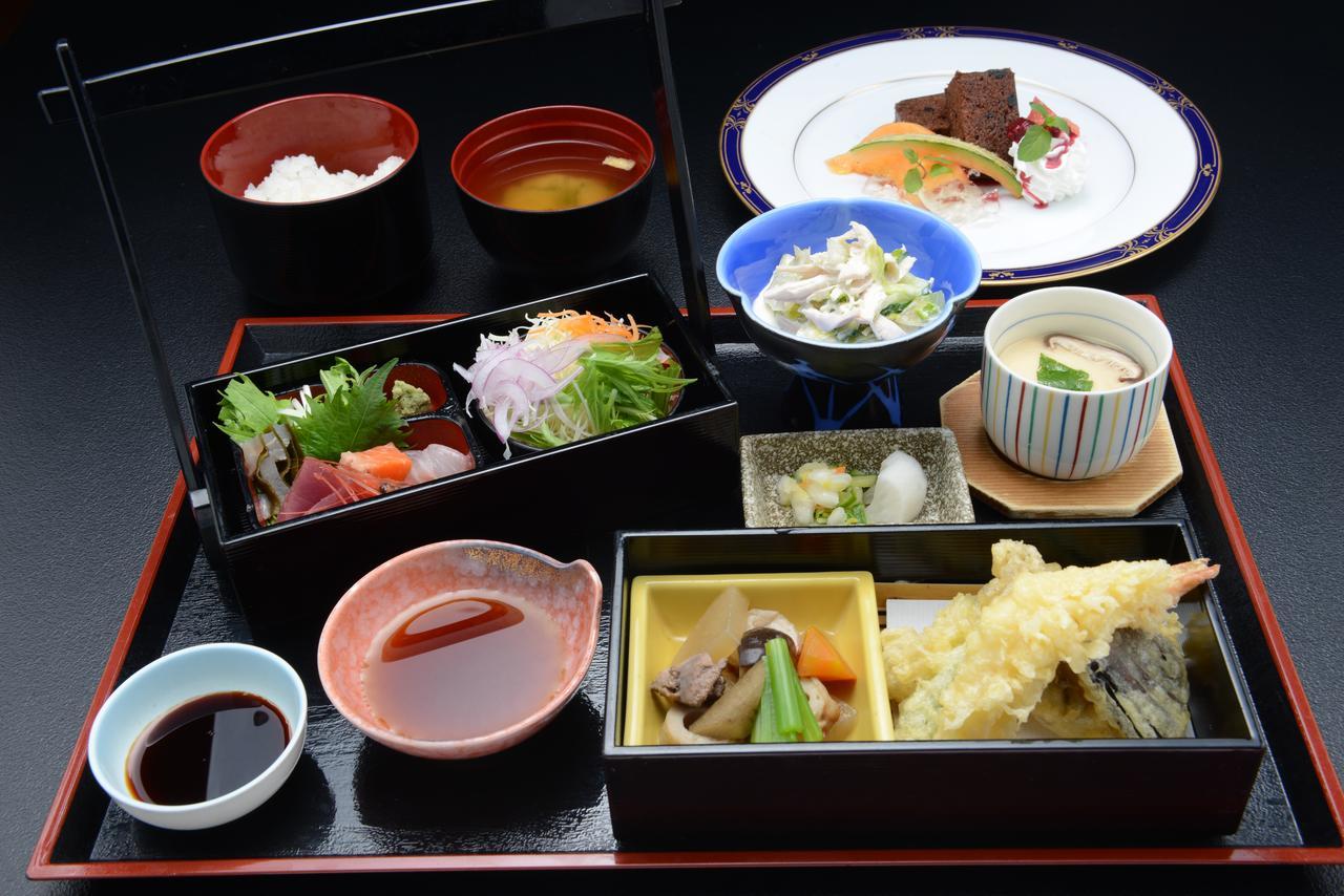 Fukuno Town Hotel A・Mieux Nanto Buitenkant foto