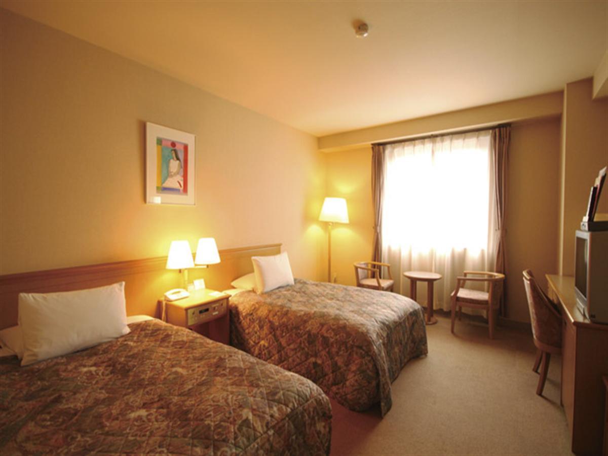 Fukuno Town Hotel A・Mieux Nanto Buitenkant foto