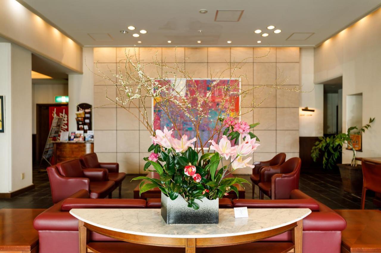 Fukuno Town Hotel A・Mieux Nanto Buitenkant foto